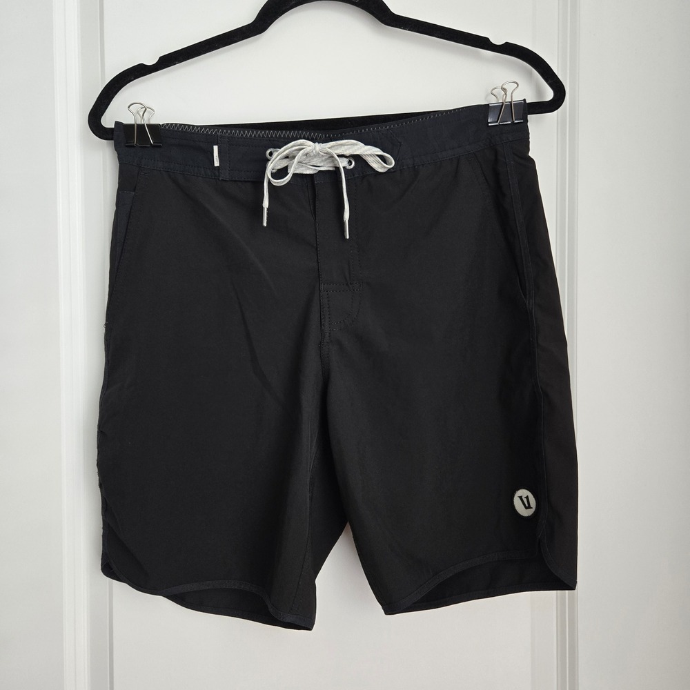 Vuori Cruise Boardshort Black Swim Trunks Size 28 Athletic Quick Dry - Picture 2 of 9